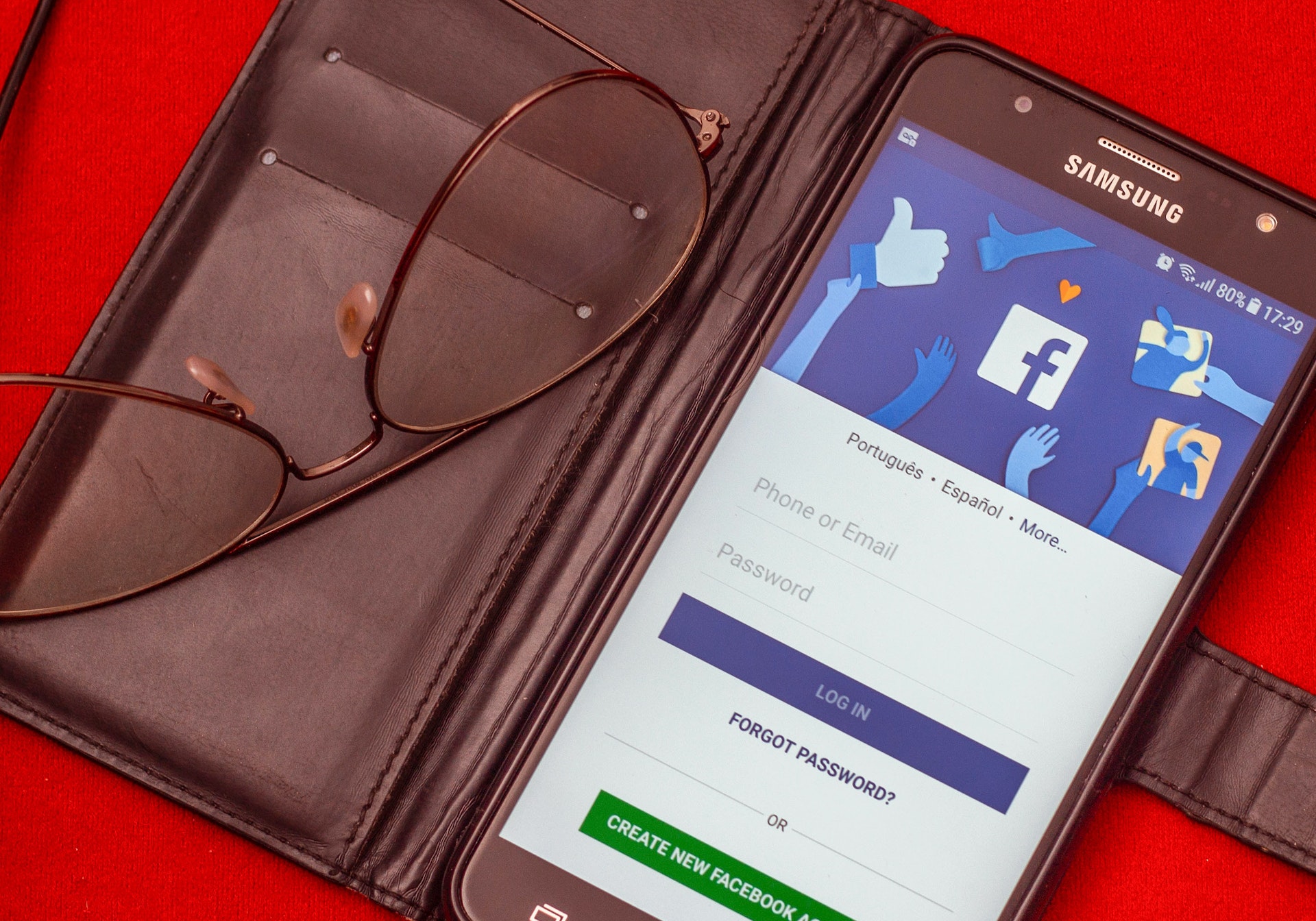 3 Keuntungan Memakai Jasa Iklan Facebook bagi Bisnis